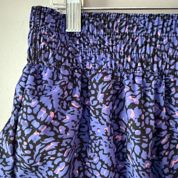 Nike Women's Dry-Fit Lined Shorts - Size M - Picture 5 of 9